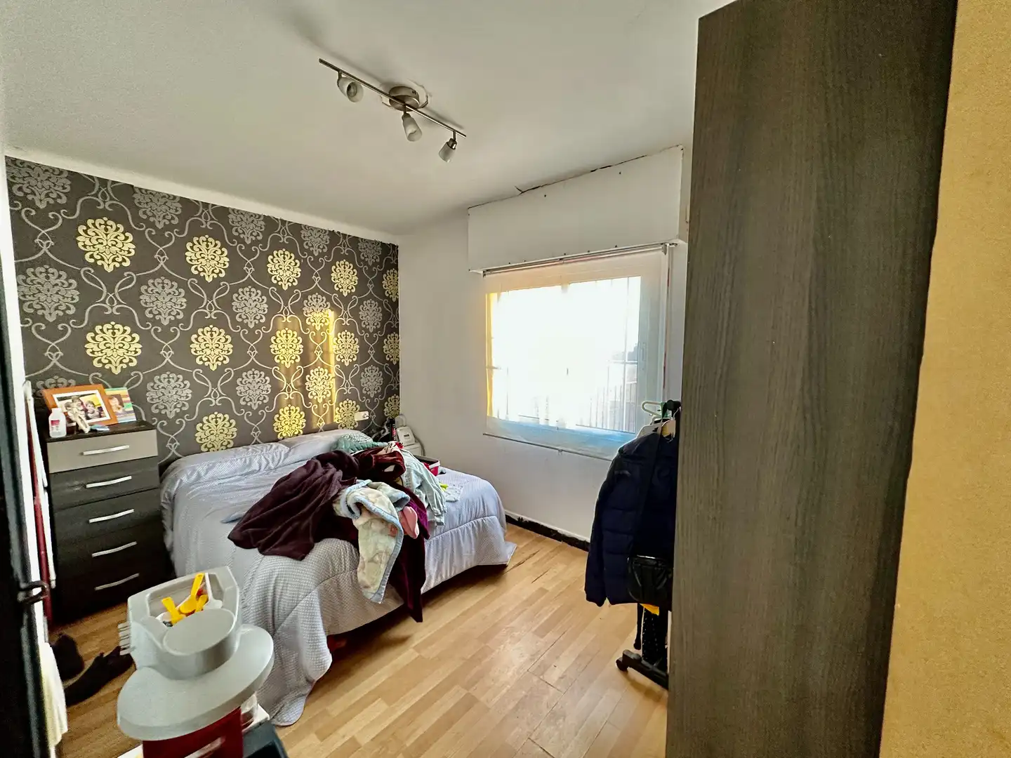 Bedroom of Flat for sale in Santa Coloma de Gramenet  with Terrace and Balcony