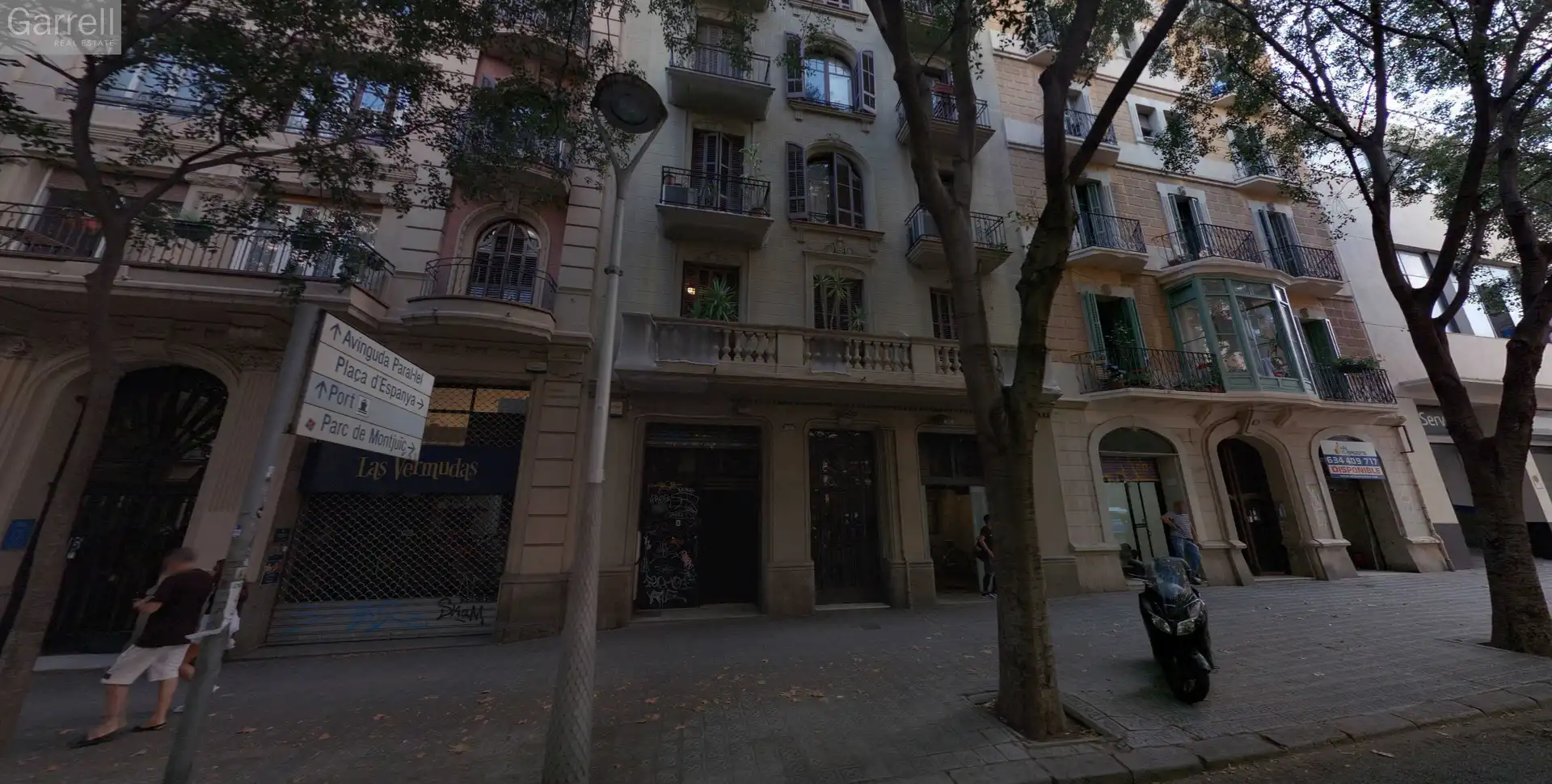 Piso con ascensor en venta en carrer VILADOMAT 
Pl: Pt:
 BARCELONA (BARCELONA