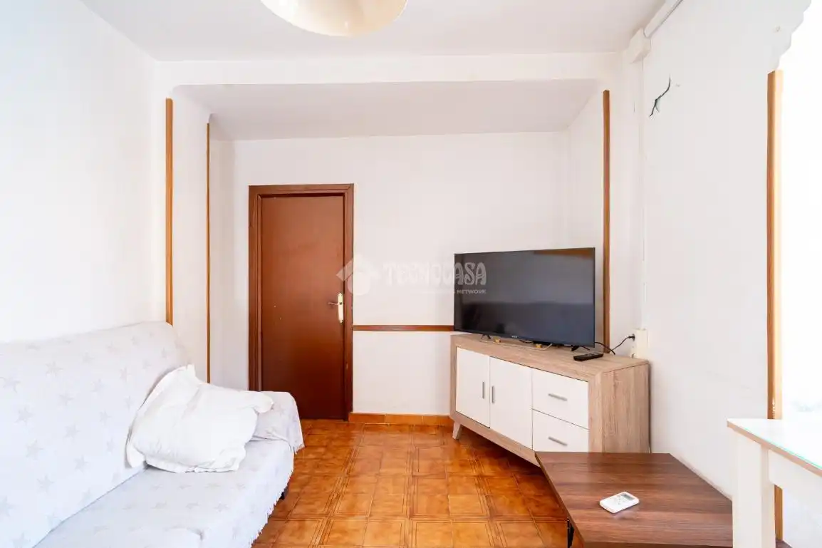 Sala de estar de Piso en venta en Granada con Aire acondicionado y Balcón