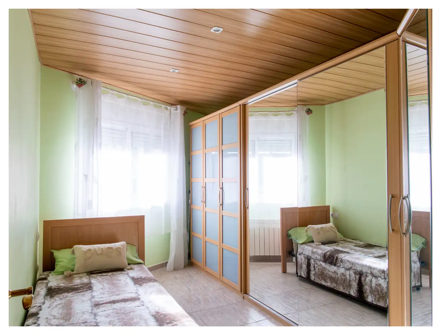 Bedroom of Flat for sale in Móra la Nova  with Air Conditioner, Heating and Storage room