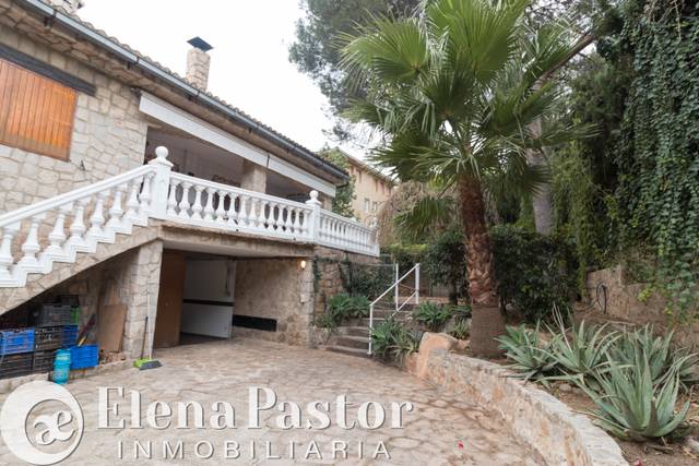 Casa-chalet en Venta en Carrer Sant Agustí, 8 en Rocafort