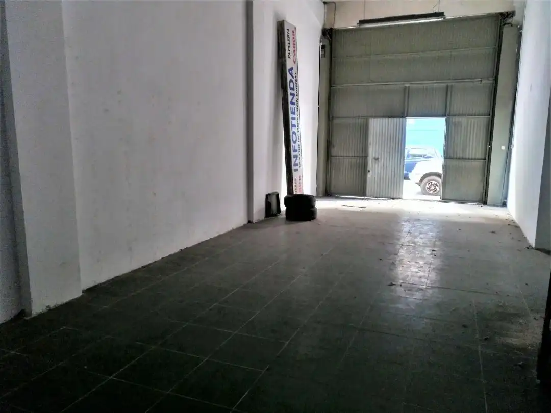 Local comercial en venta en Oeste, imagen 2