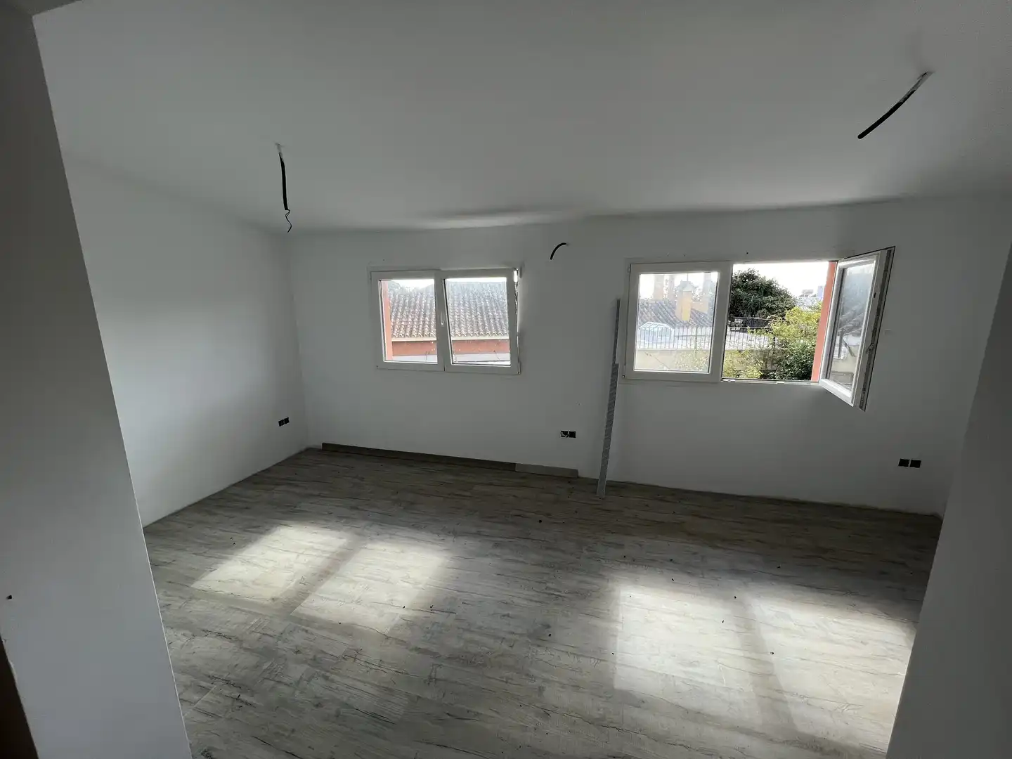 Dormitori de Casa o xalet en venda en El Puerto de Santa María amb Aire condicionat, Jardí privat i Parquet