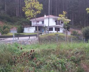 Vista exterior de Casa o xalet en venda en Val de San Vicente 