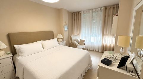 Foto 4 de Piso en venta en Pasaje Victoria, Puerto de Estepona, Estepona