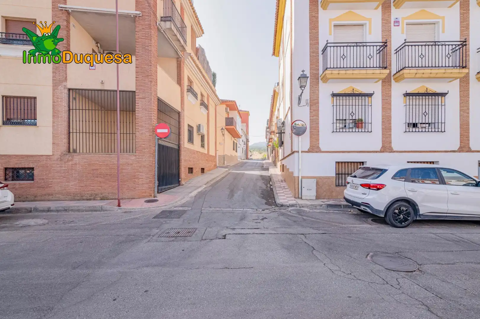 Vista exterior de Piso en venta en La Zubia con Aire acondicionado, Calefacción y Terraza