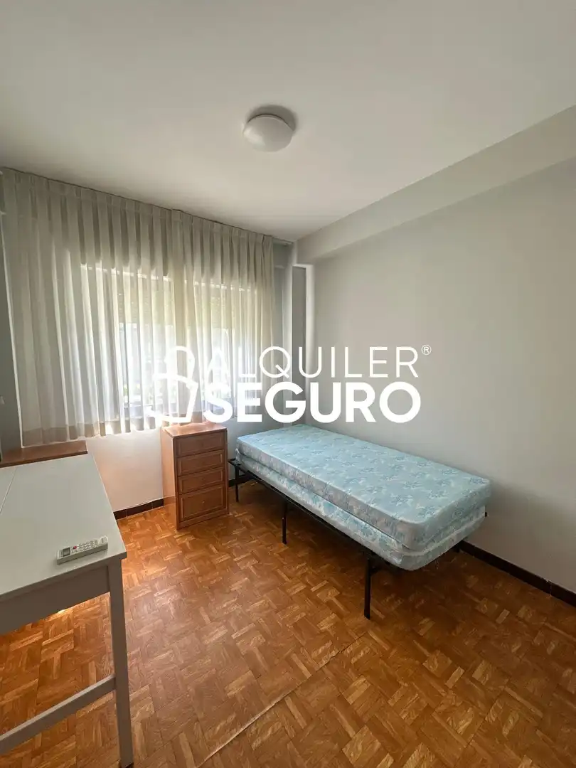 Piso de alquiler en de Isaac Peral, Villafontana - Estoril I