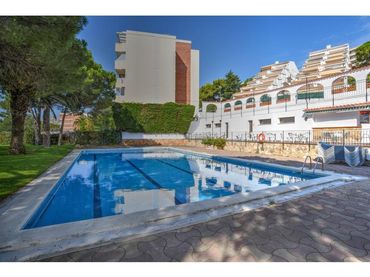 Piso con piscina en venta en enric bosch i viola 40  És:1 Pl:01 Pt:02