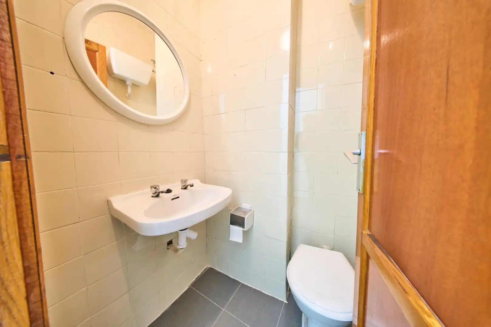 Badezimmer von Wohnung zum Verkauf in Órgiva mit Abstellraum und Balkon