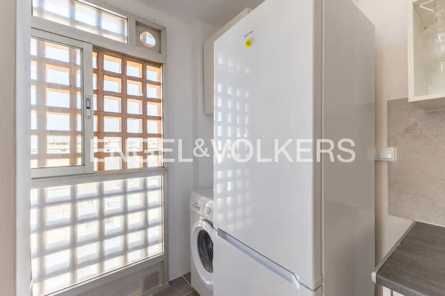 Kitchen of Flat for rent in Sagunto / Sagunt  with Air Conditioner, Heating and Parquet flooring