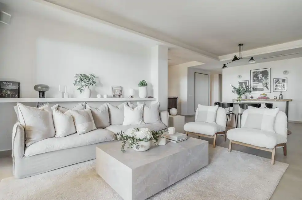 Apartament amb piscina en venda a Nueva Andalucía, imagen 3
