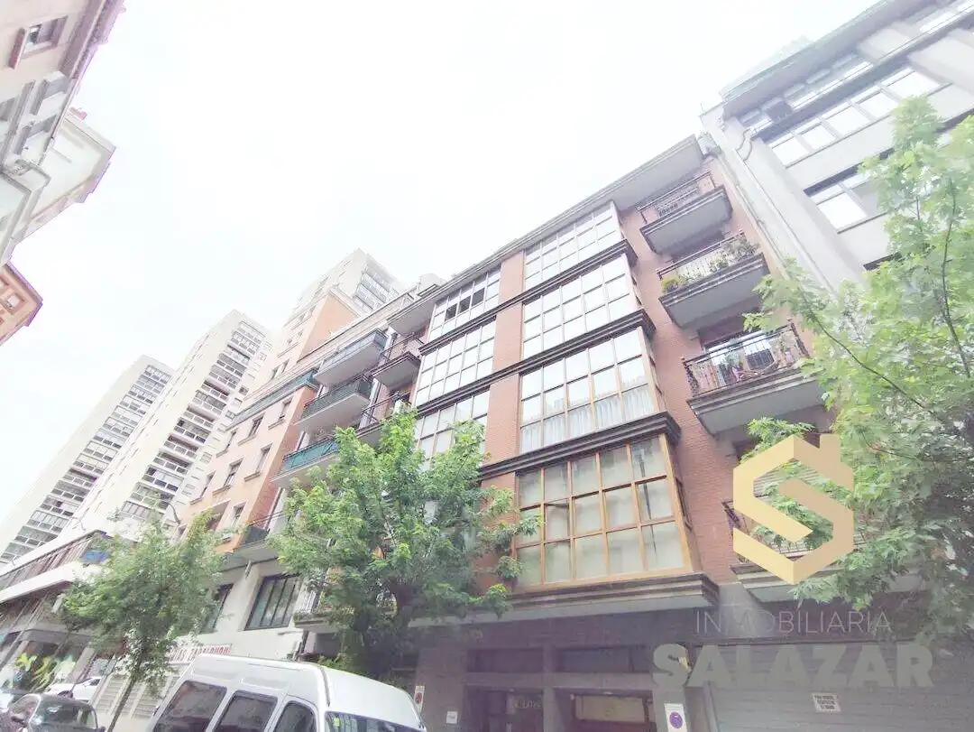 Büro zur Miete in José María de Escuza Kalea, imagen 15