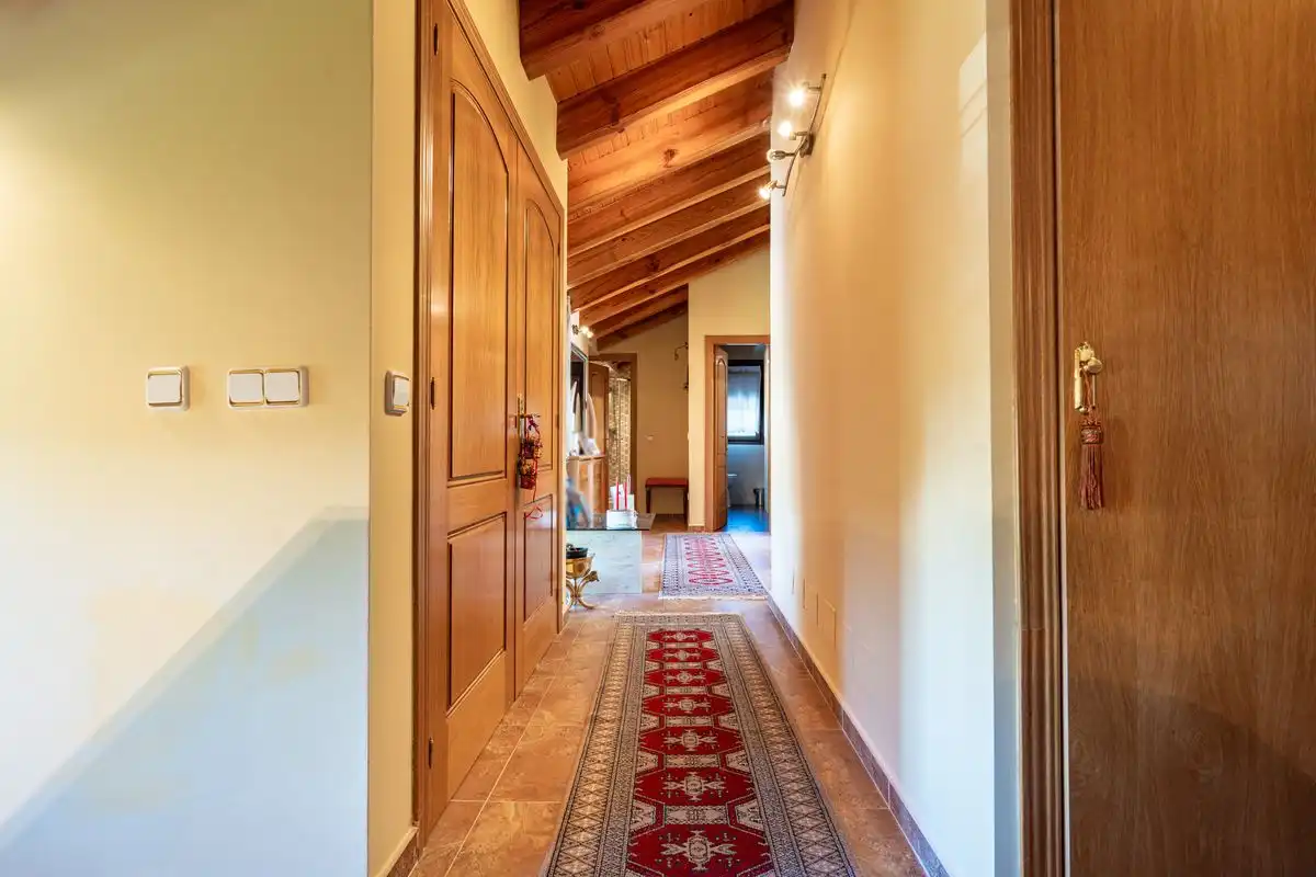 Chalet con terraza en venta en Pino Alto - Navarredonda, imagen 26
