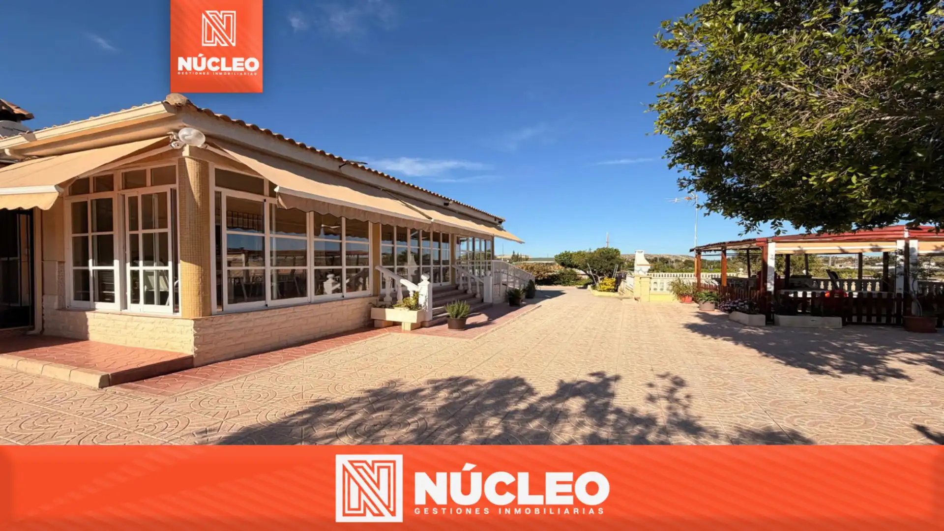 Casa o xalet en venda en Elche / Elx amb Aire condicionat, Jardí privat i Terrassa