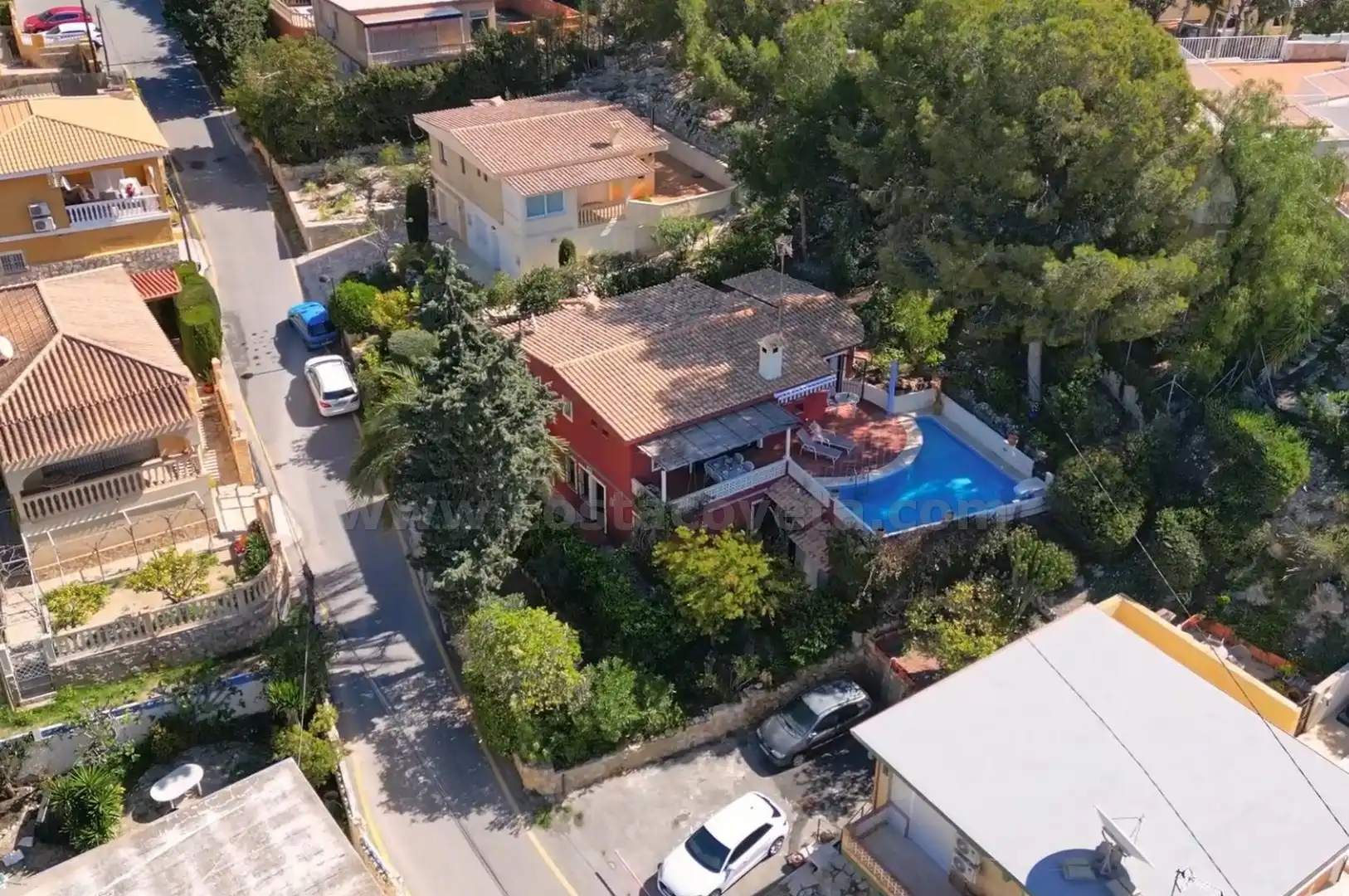 Vista exterior de Casa o xalet en venda en El Campello amb Aire condicionat, Jardí privat i Terrassa