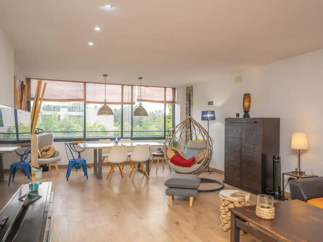 Sala d'estar de Àtic en venda en Alicante / Alacant amb Aire condicionat, Calefacció i Jardí privat