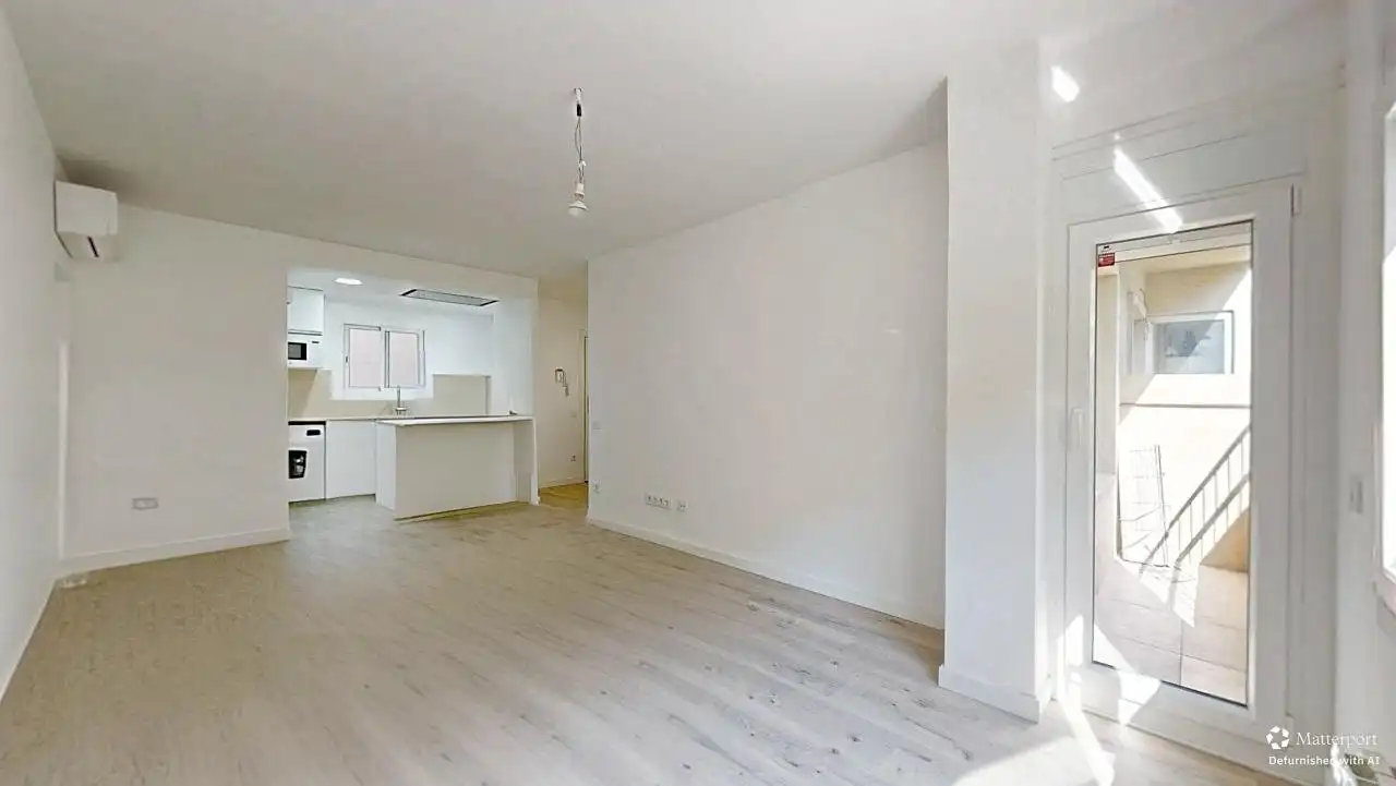 Flat with terrace for sale in Calle BAC DE RODA, imagen 5