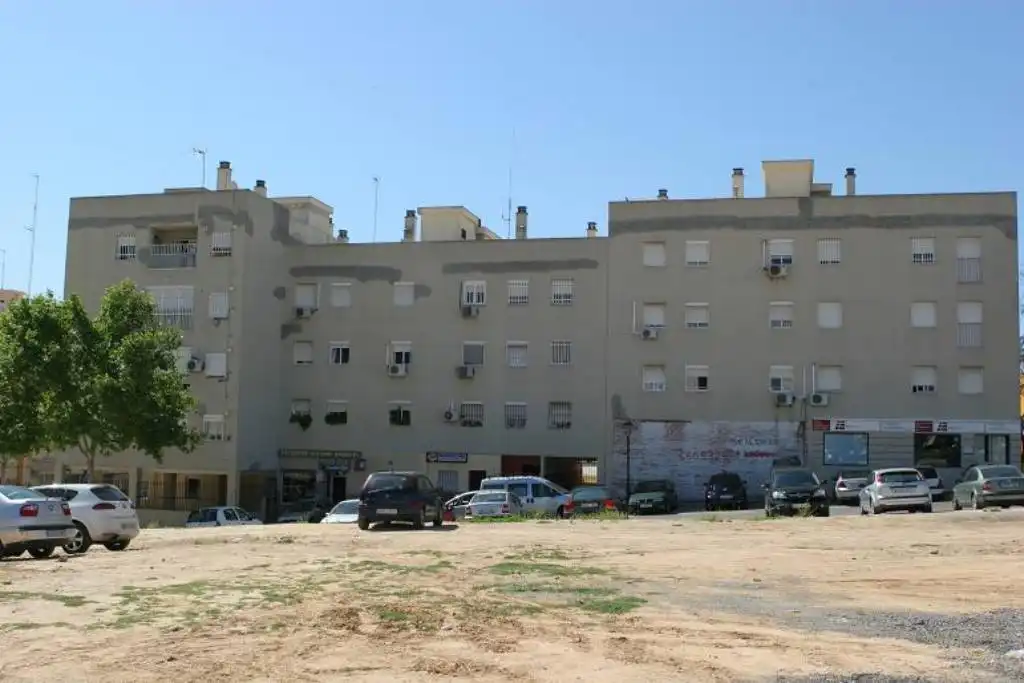 Local comercial en venda a Centro, imagen 2