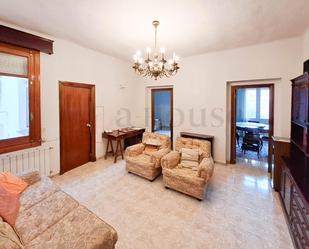 Sala d'estar de Pis en venda en  Madrid Capital amb Calefacció
