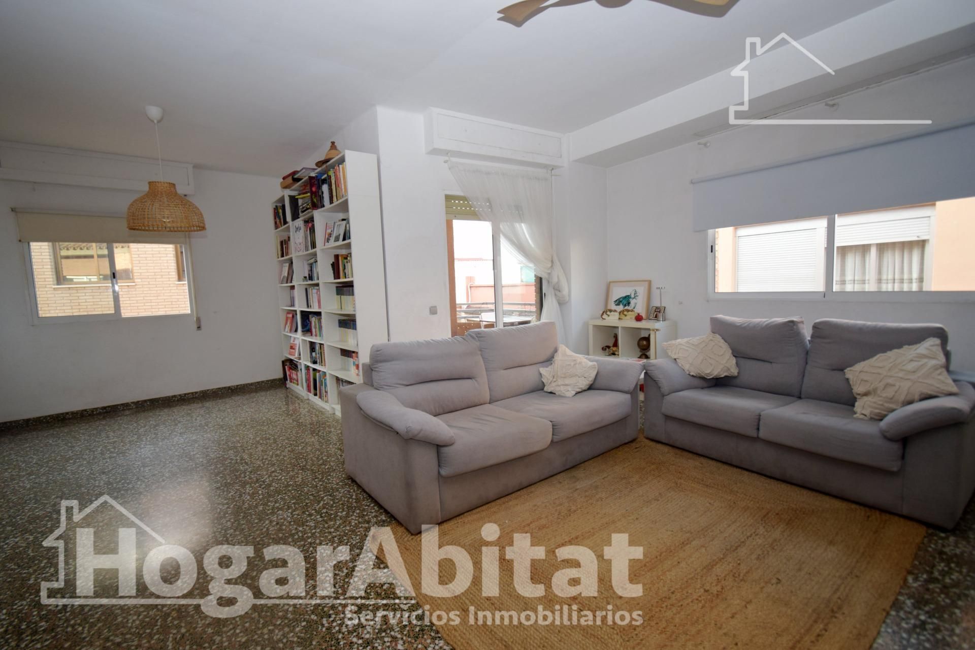 Living room of Attic for sale in Vilamarxant  with Terrace and Balcony