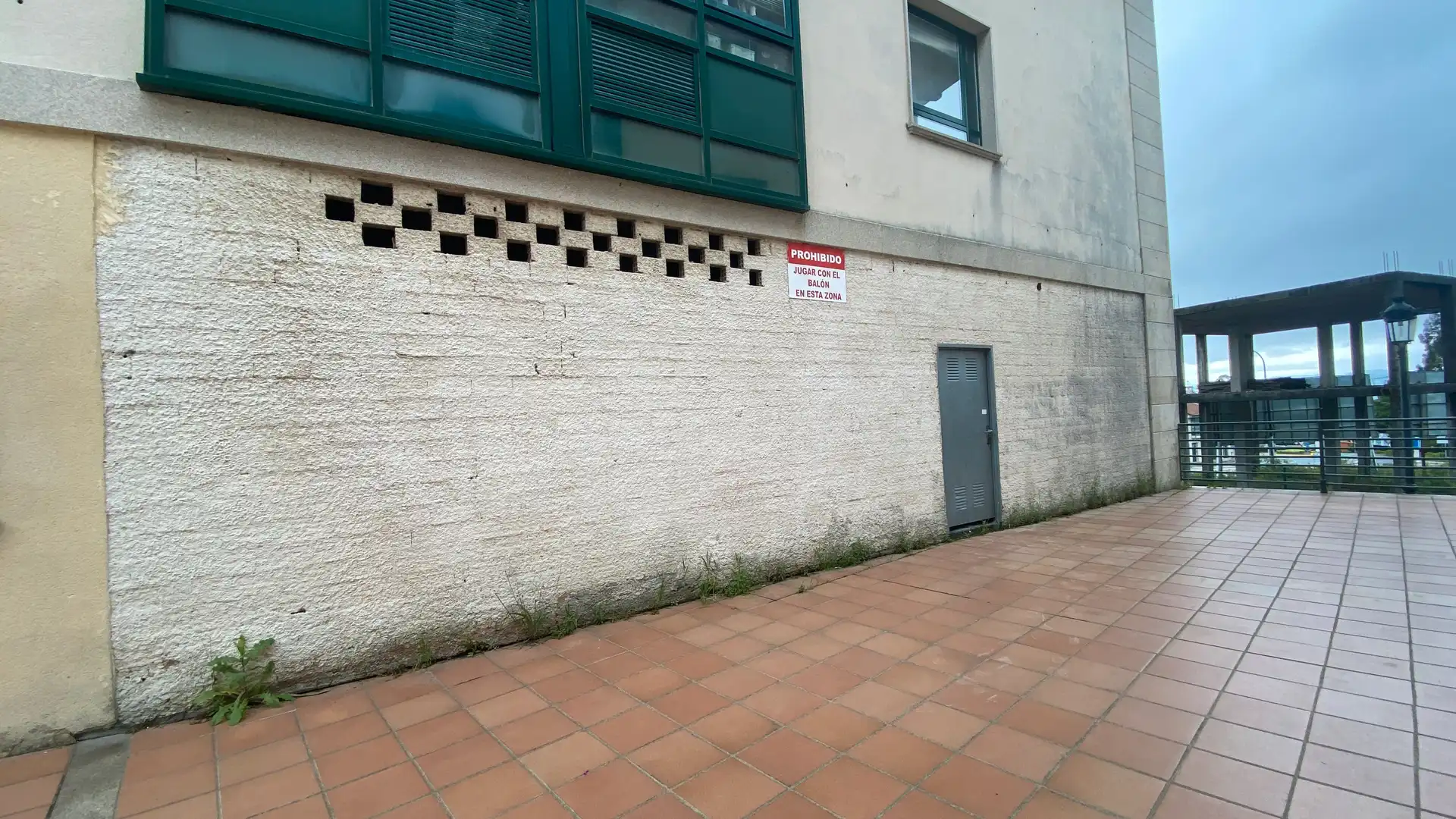 Parking de Local de alquiler en Teo