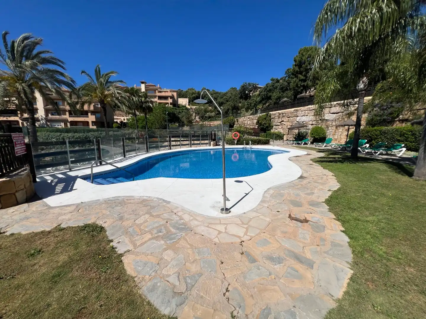 Piscina de Casa adosada en venta en Ojén con Aire acondicionado, Amueblado y Horno