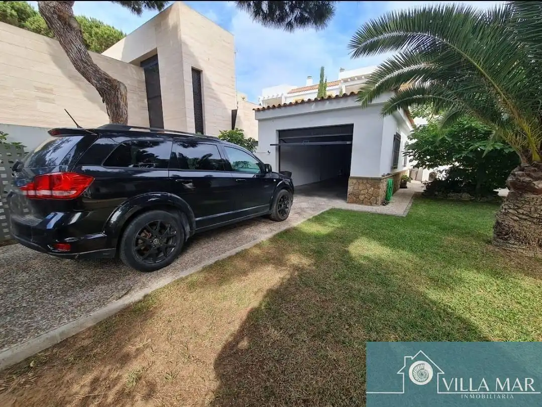 Houses for sale in Aguadulce - Almadraba - Punta Candor