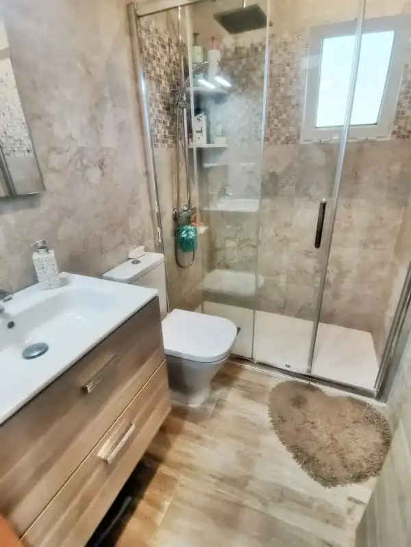 Bathroom of Houses for sale in Sant Vicenç Dels Horts  with Air Conditioner, Heating and Private garden