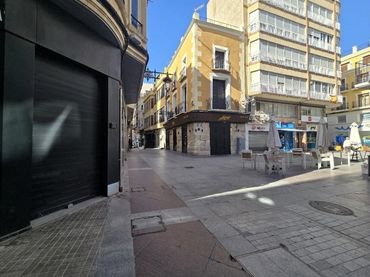 Local comercial en alquiler en Elche ciudad