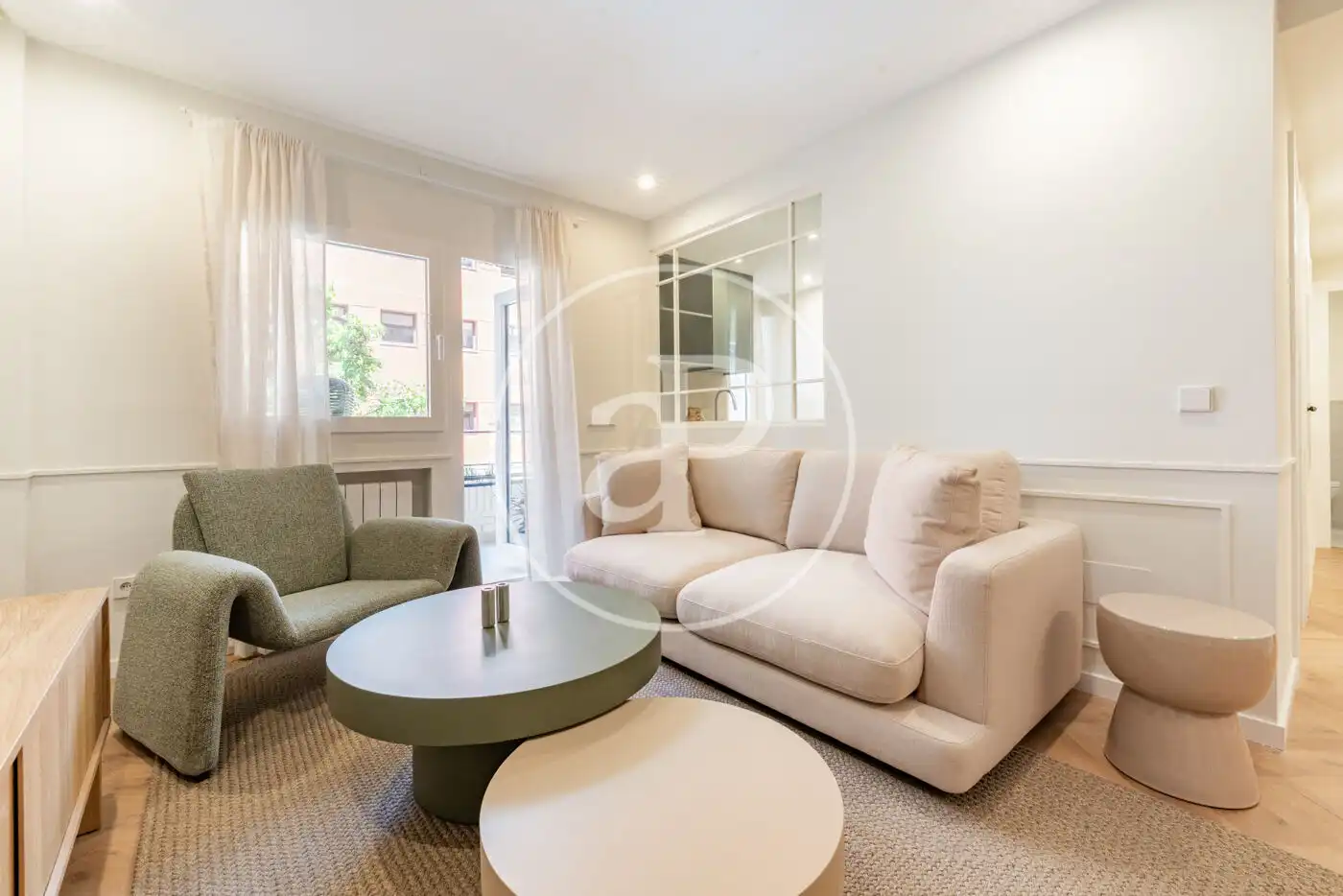Living room of Flat for sale in Madrid  with Air Conditioner, Heating and Terrace