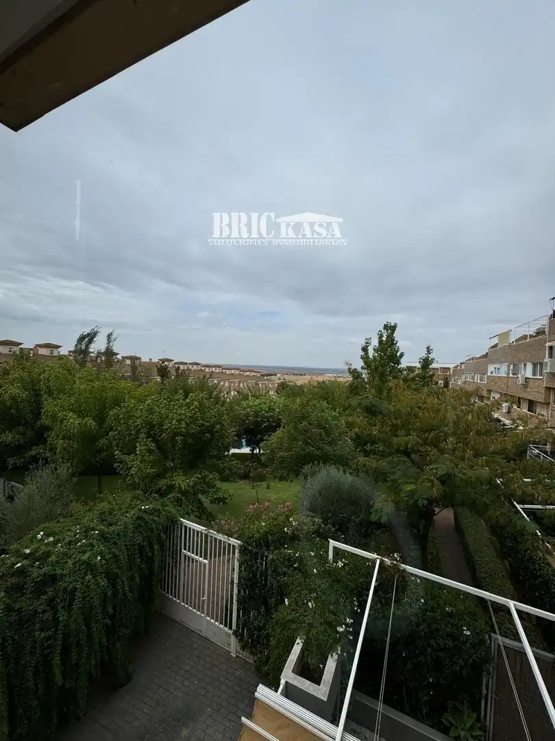 Piso en venta en Cáceres con Aire acondicionado, Calefacción y Terraza