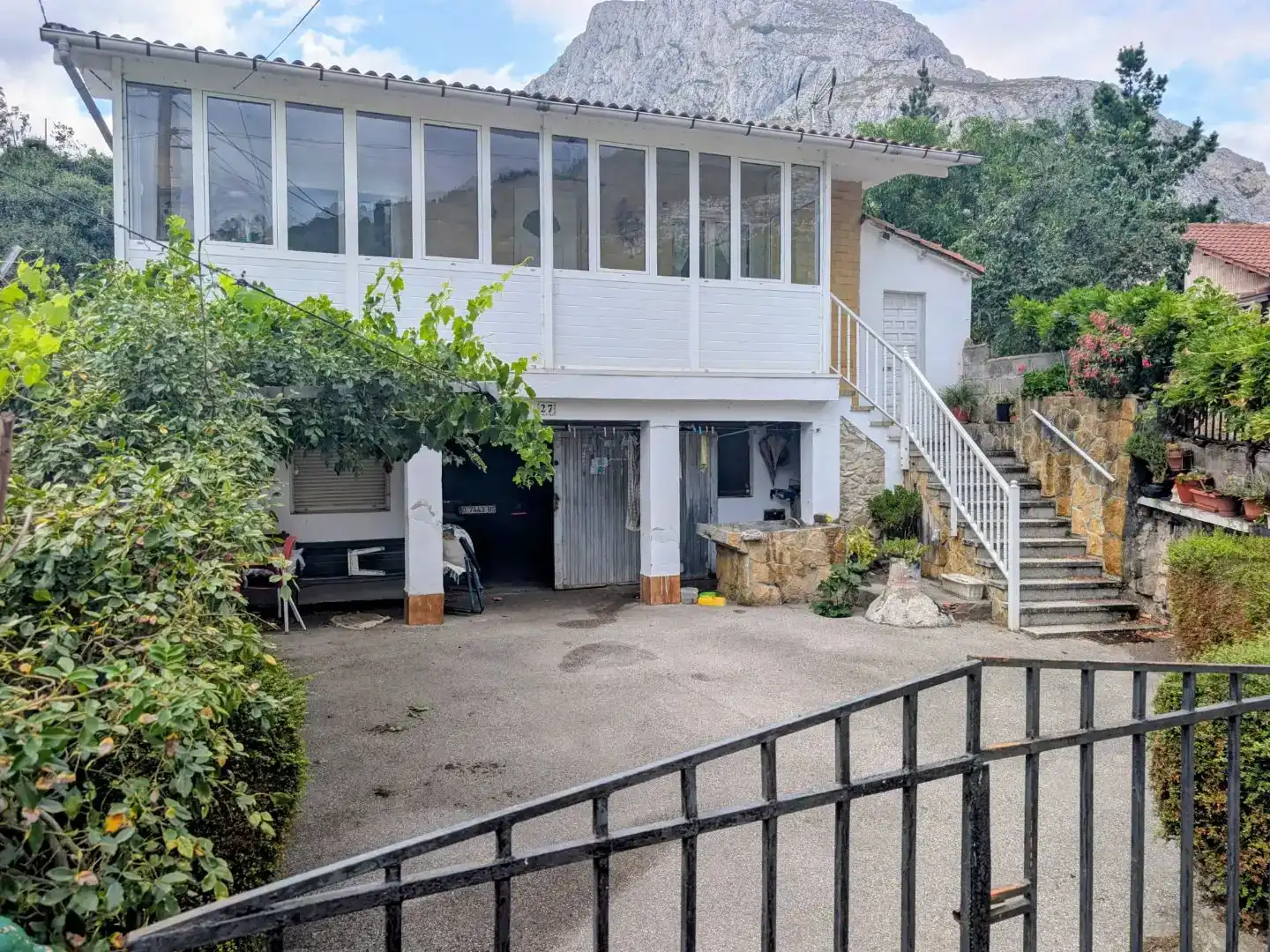 Vista exterior de Casa o xalet en venda en Teverga amb Balcó