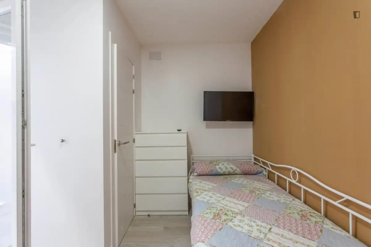 Room in Zona Campus Universitario