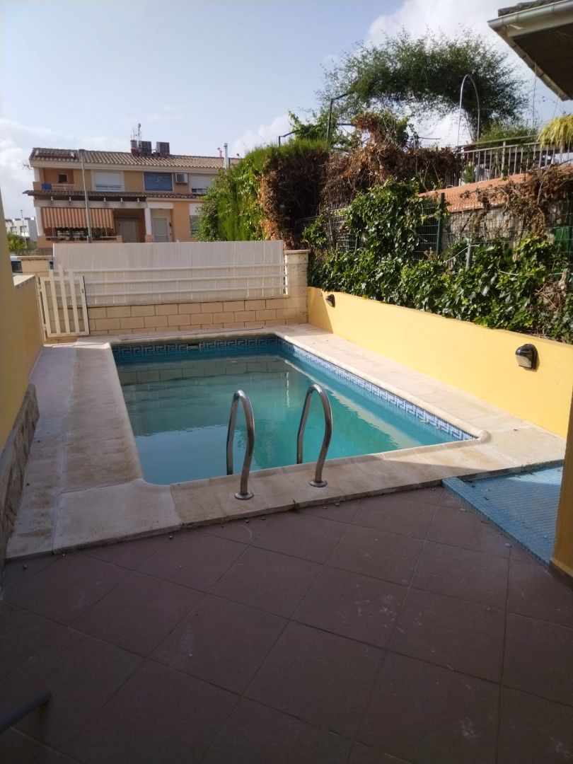 Piscina de Casa o xalet de lloguer en Daimús amb Aire condicionat, Terrassa i Piscina