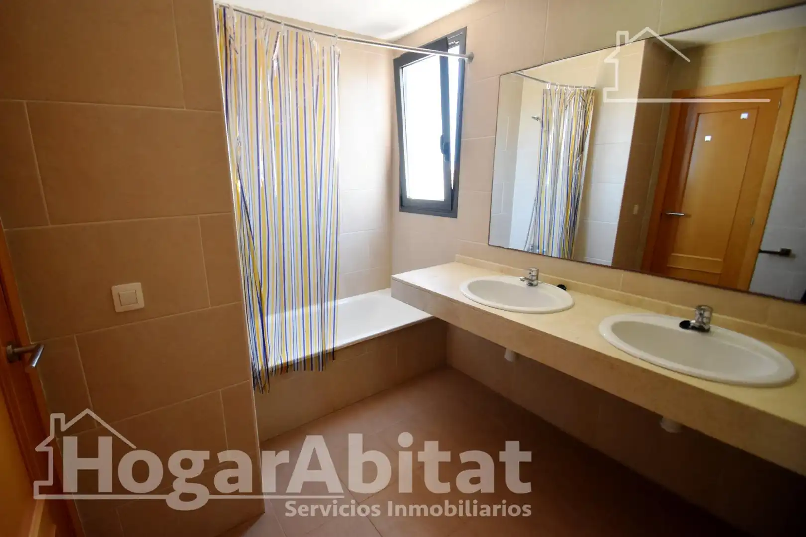 Baño de Ático en venta en Oropesa del Mar / Orpesa con Aire acondicionado, Terraza y Amueblado