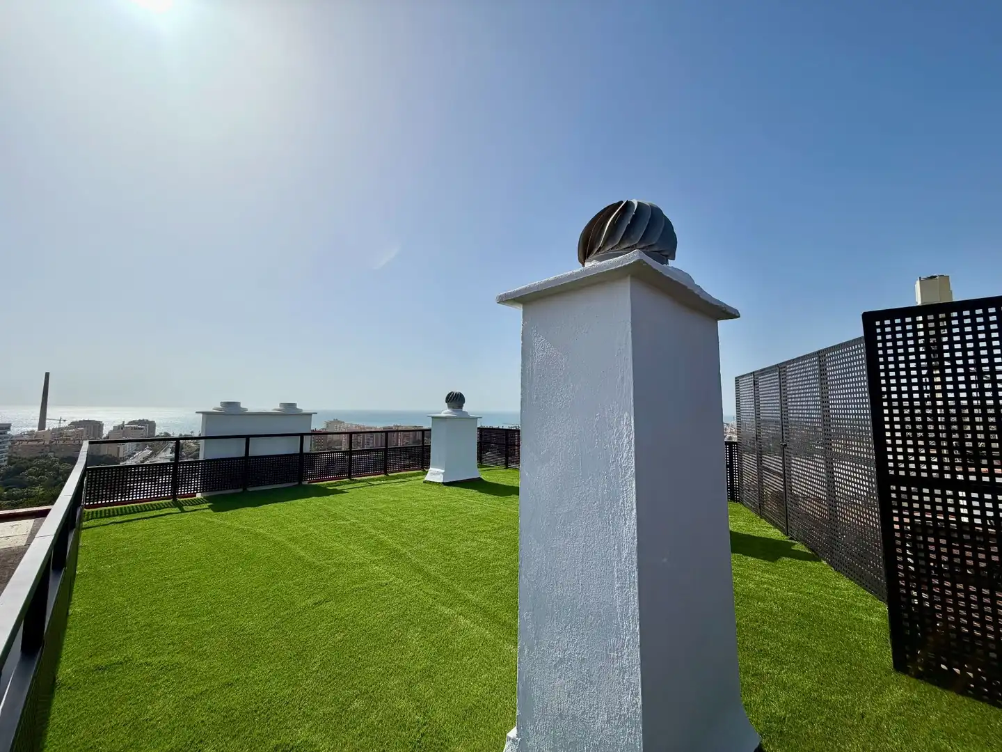 Terraza de Ático en venta en Málaga con Aire acondicionado, Calefacción y Jardín privado