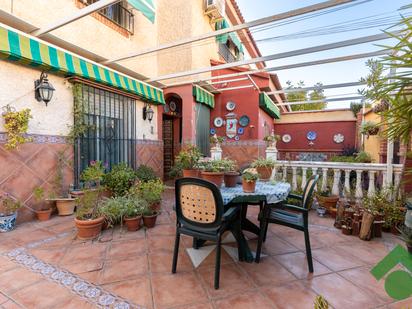 Terrasse von Einfamilien-Reihenhaus zum verkauf in Ogíjares mit Klimaanlage und Schwimmbad