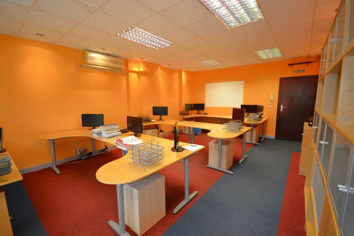 Office for sale in Donostia - San Sebastián   with Air Conditioner, Heating and Furnished