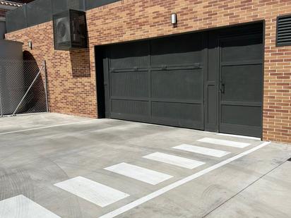 Parking of Garage to rent in Meco