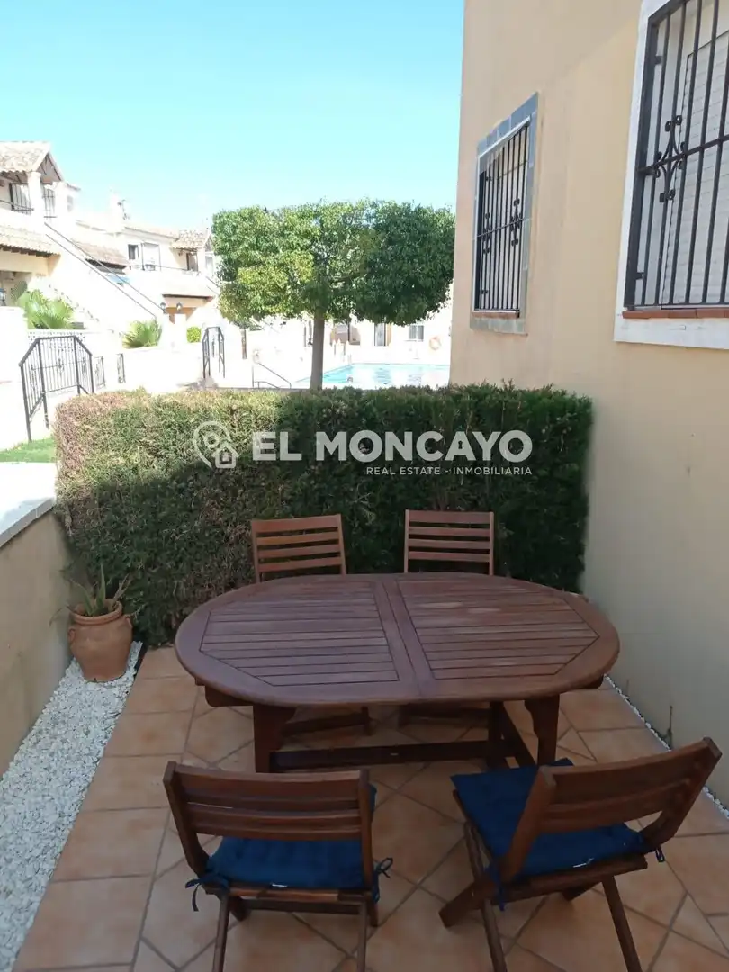 Casa o xalet en venda a Calle Calle los Mandarinos, San Miguel de Salinas