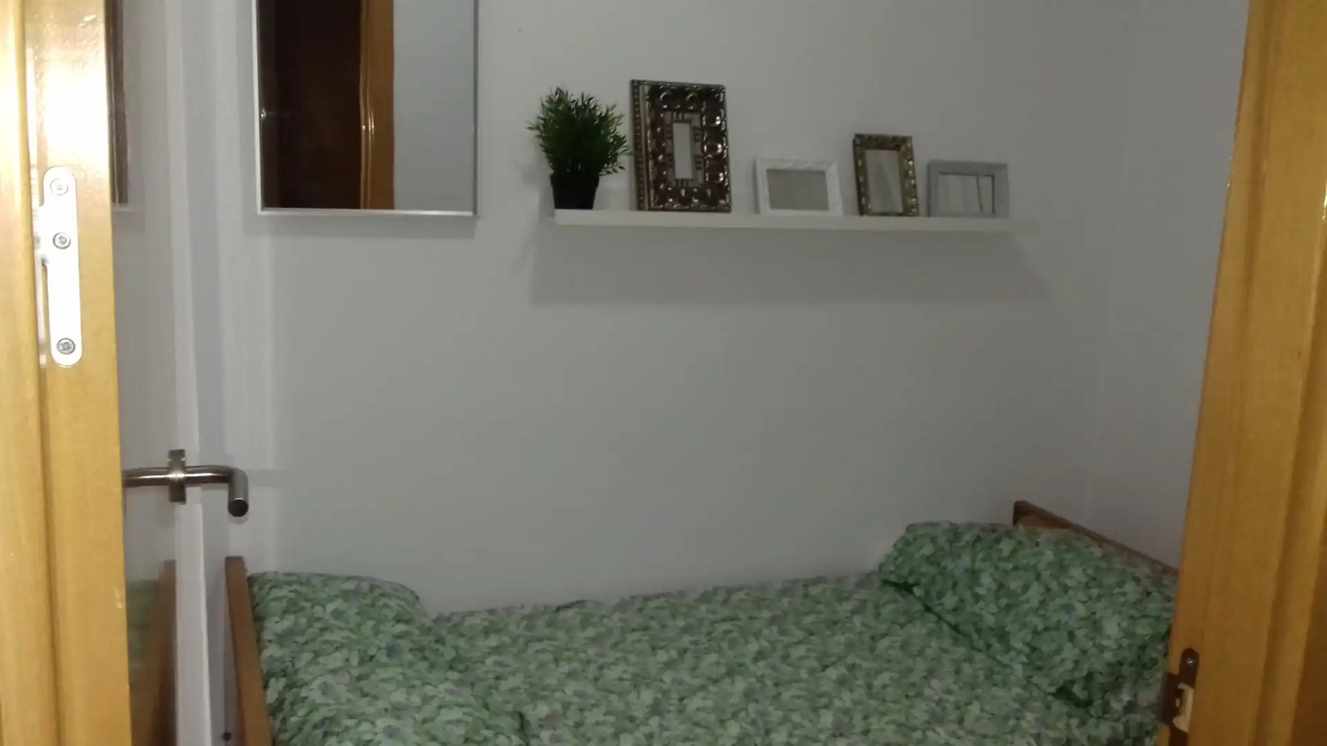 Piso con ascensor en venta en Zona Papa Luna - Platja del Gurugú, imagen 3