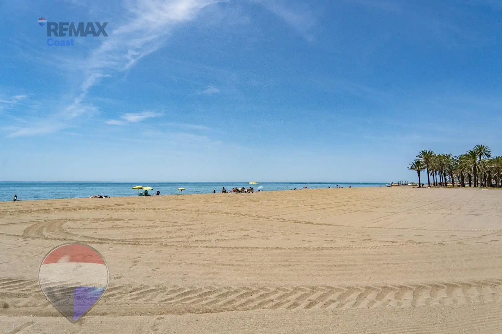 Außenansicht von Einfamilien-Reihenhaus zum Verkauf in Torremolinos mit Klimaanlage, Heizung und Terrasse