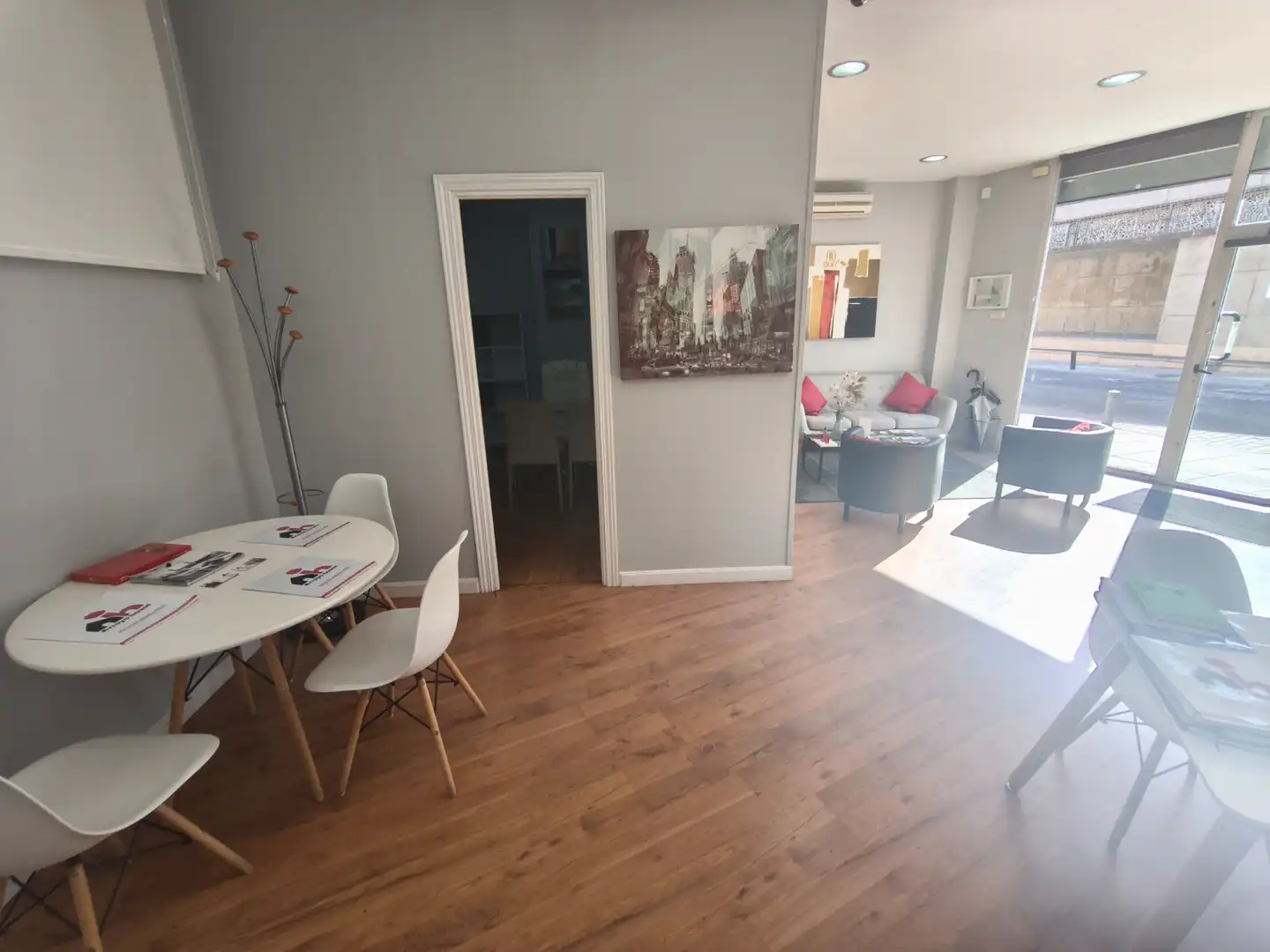 Comedor de Oficina de alquiler en Arroyomolinos (Madrid) con Aire acondicionado, Calefacción y Internet