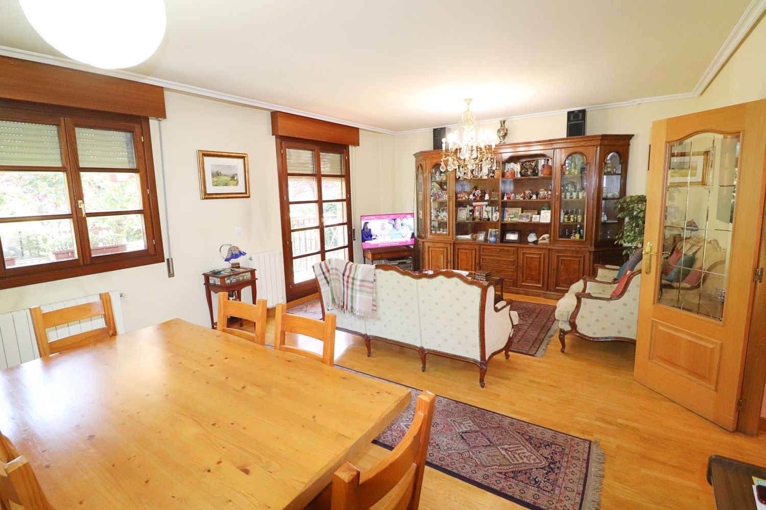 Living room of Single-family semi-detached for sale in Vitoria - Gasteiz  with Heating, Parquet flooring and Terrace