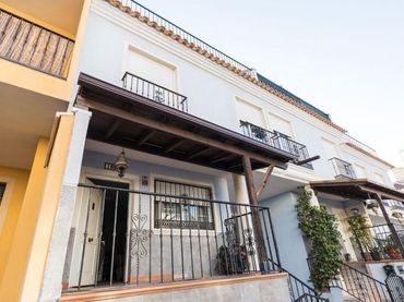 Maison mitoyenne à vendre à Pliego