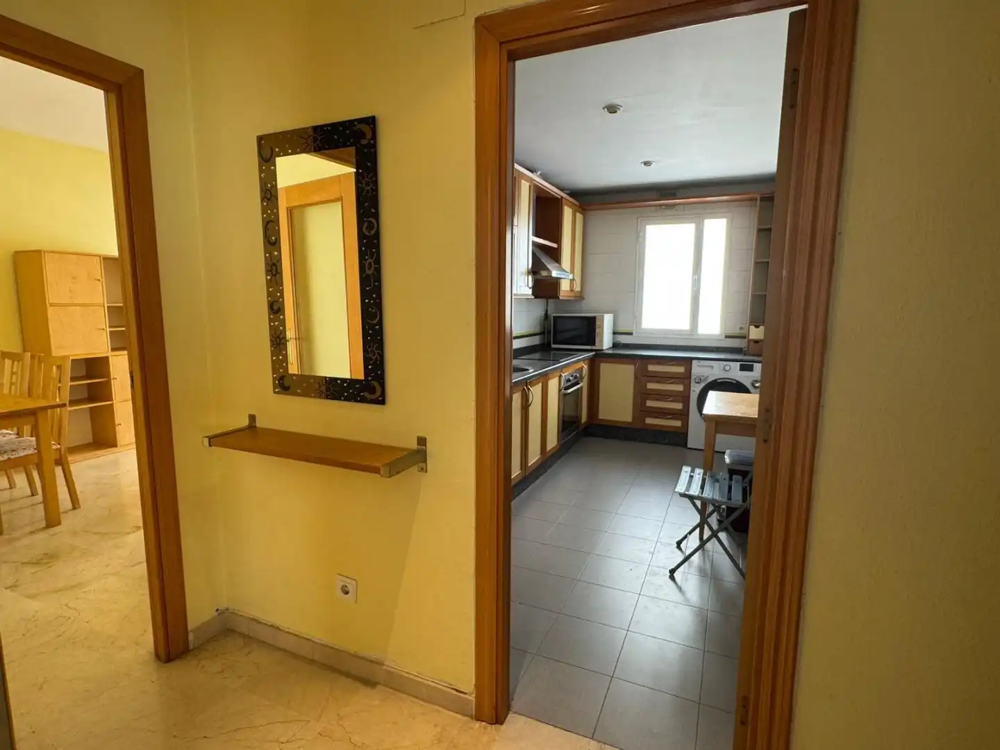 Kitchen of Flat for sale in Sevilla  with Air Conditioner, Heating and Furnished