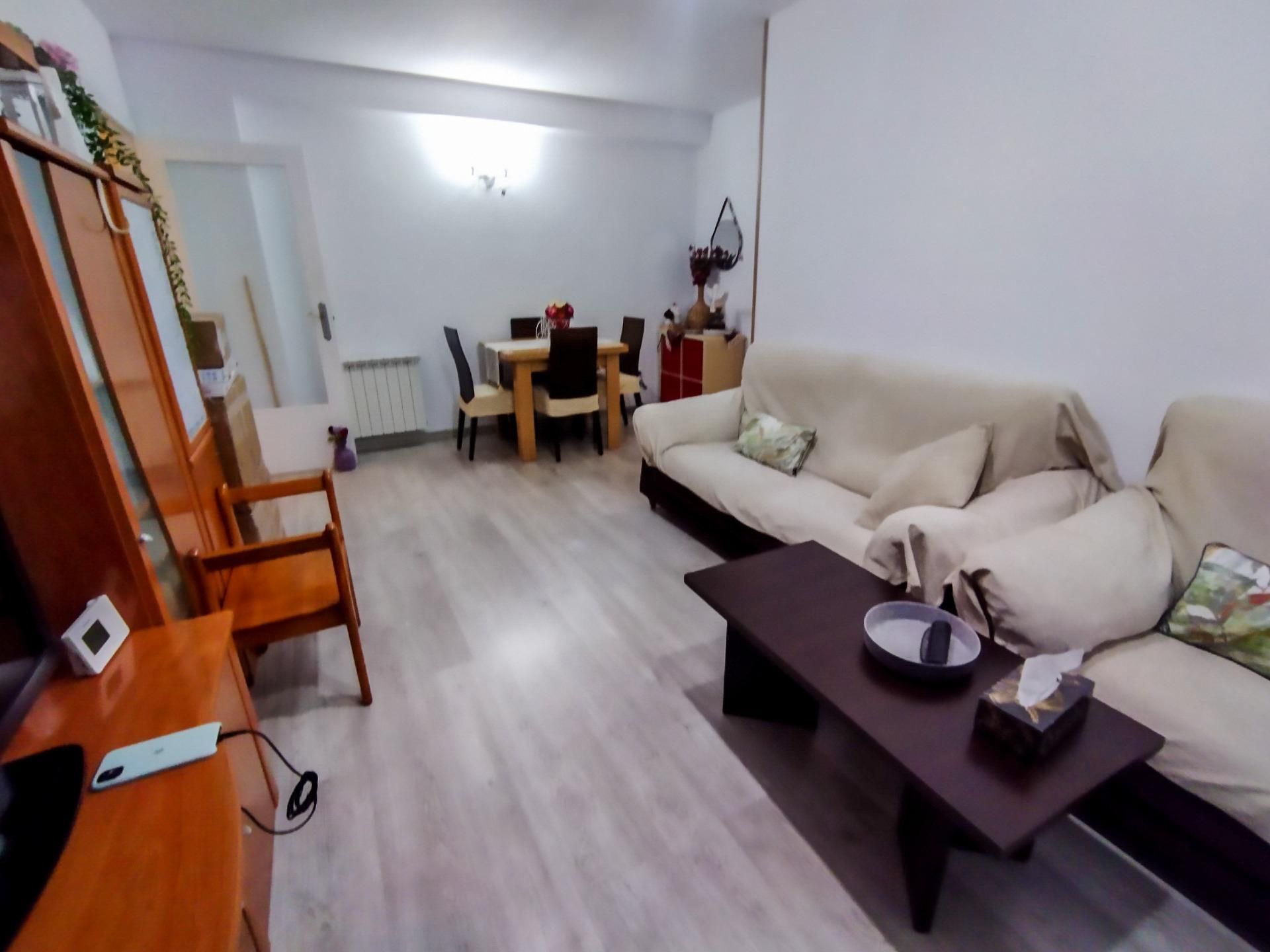 Sala d'estar de Pis en venda en Reus amb Traster, Moblat i Balcó