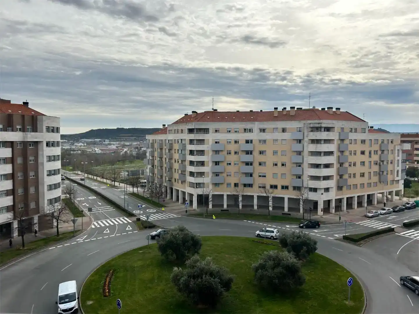 Vista exterior de Piso en venta en  Logroño con Aire acondicionado, Jardín privado y Parquet
