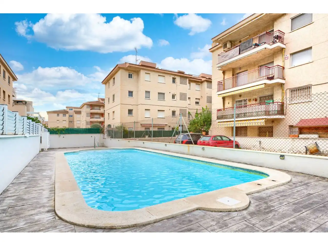 Piscina de Piso en venta en Cunit con Aire acondicionado, Calefacción y Jardín privado