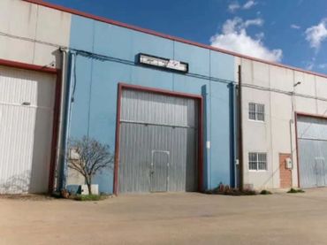 Nau industrial en venda a villanueva de la jara